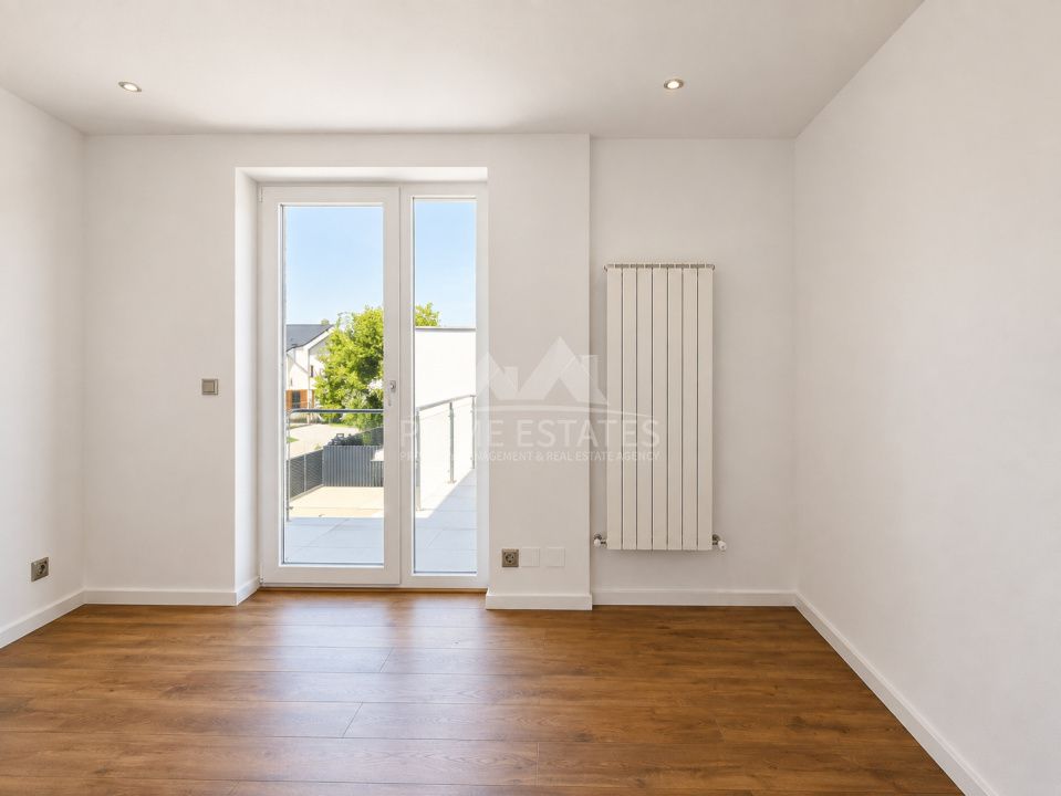 Casă cu 5 camere de vânzare în Exterior Est, Tunari – fotografia 21 din 26