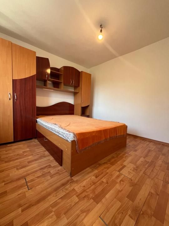 Apartament cu 2 camere de vânzare în Central, Găești – fotografia 4 din 16