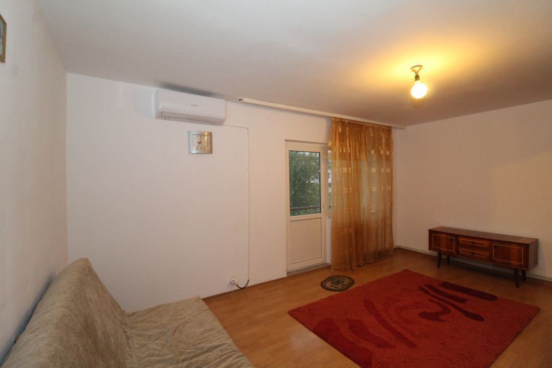 Apartament cu 2 camere de închiriat în Trocadero, Constanța – fotografia 4 din 8
