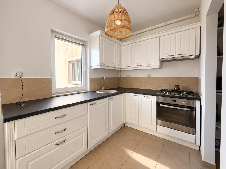 Apartament cu 4 camere de vânzare în Băneasa, București – fotografia 1 din 15