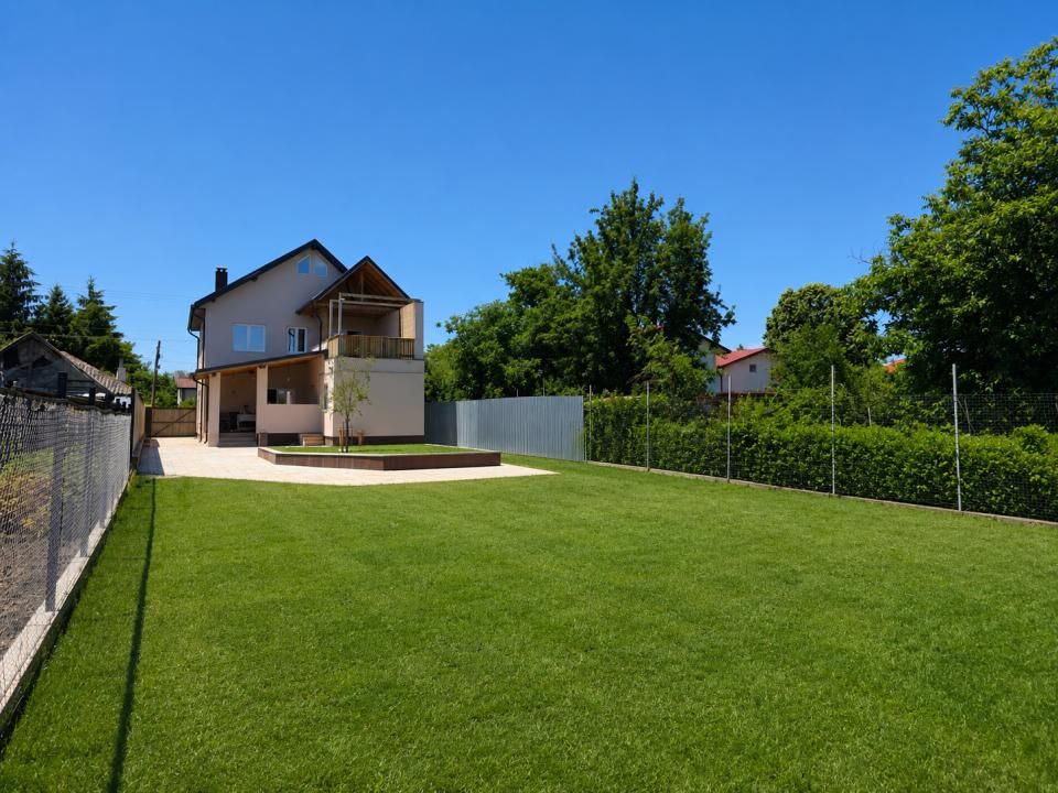 Casă cu 5 camere de vânzare în Snagov – fotografia 1 din 22