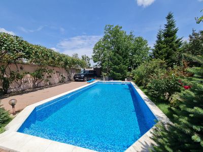 Casă cu 6 camere de vânzare în Domnești – fotografia 2 din 36