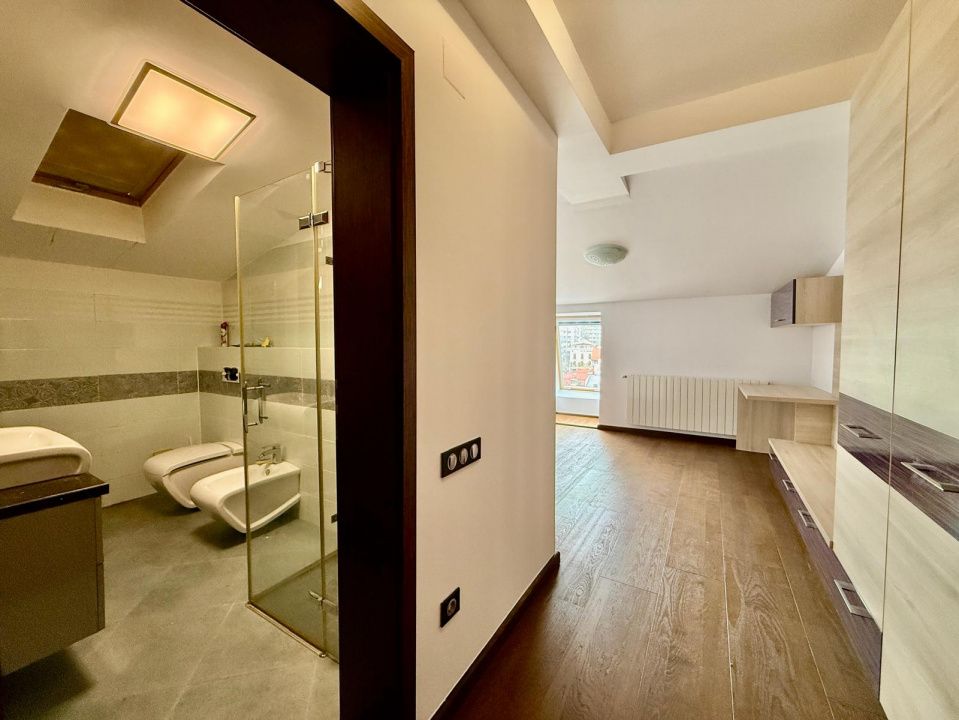 Apartament cu 4 camere de vânzare în Aviatorilor, București – fotografia 19 din 30