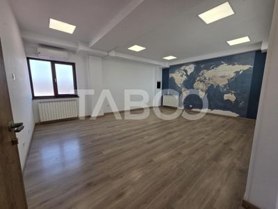 Spațiu de birouri cu 14 camere de vânzare în Făgăraș – fotografia 3 din 15