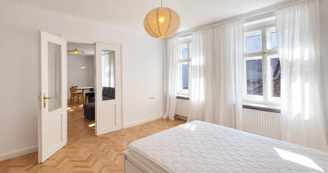 Apartament cu 2 camere de închiriat în Central, Brașov – fotografia 10 din 14