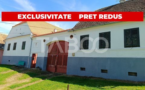 Casă cu 6 camere de vânzare în Nou