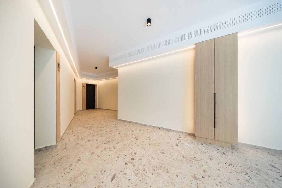 Apartament cu 2 camere de vânzare în Tractorul, Brașov – fotografia 1 din 15