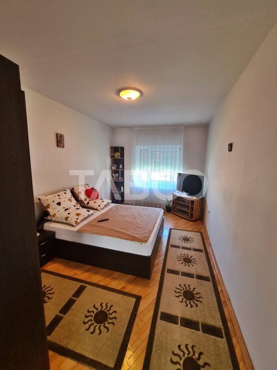 Casă cu 8 camere de vânzare în Sebeș – fotografia 19 din 20