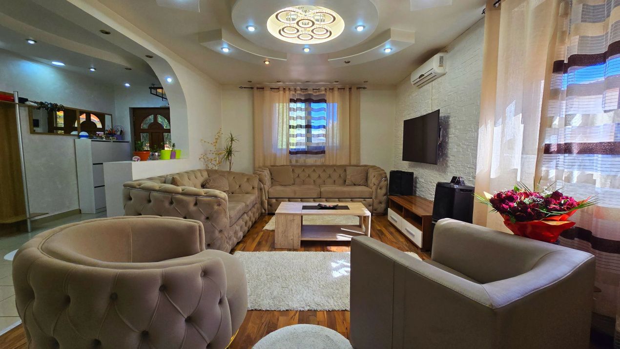 Casă cu 8 camere de vânzare în Central, Afumați – fotografia 63 din 91