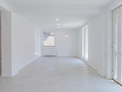 Spațiu comercial cu 2 camere de închiriat în Brasovul Vechi, Brașov – fotografia 2 din 8