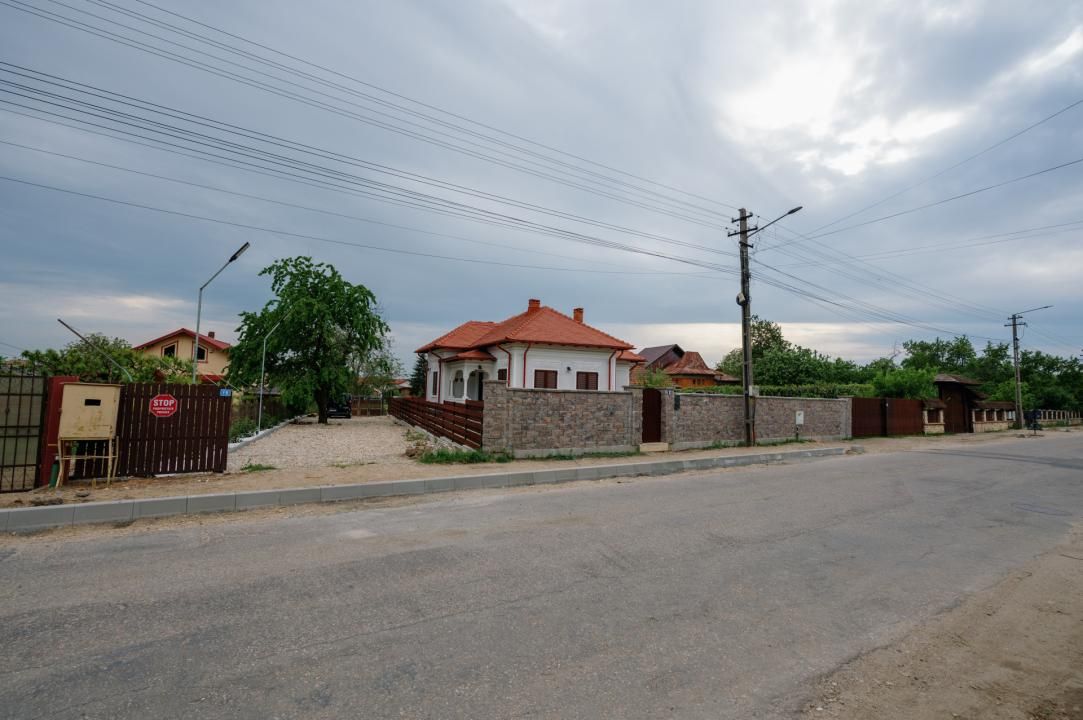 Casă cu 4 camere de vânzare în Central, Ștefănești – fotografia 62 din 64