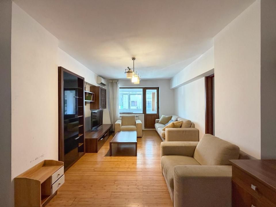 Apartament cu 3 camere de închiriat în Universitate, București – fotografia 2 din 26