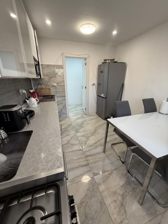 Apartament cu 3 camere de vânzare în Semicentral / Paris, Cluj-Napoca – fotografia 14 din 21