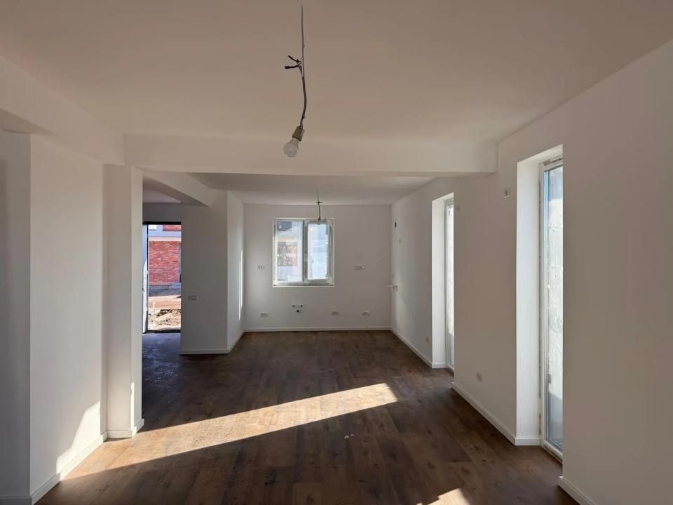 Casă cu 5 camere de închiriat în Tunari – fotografia 24 din 26