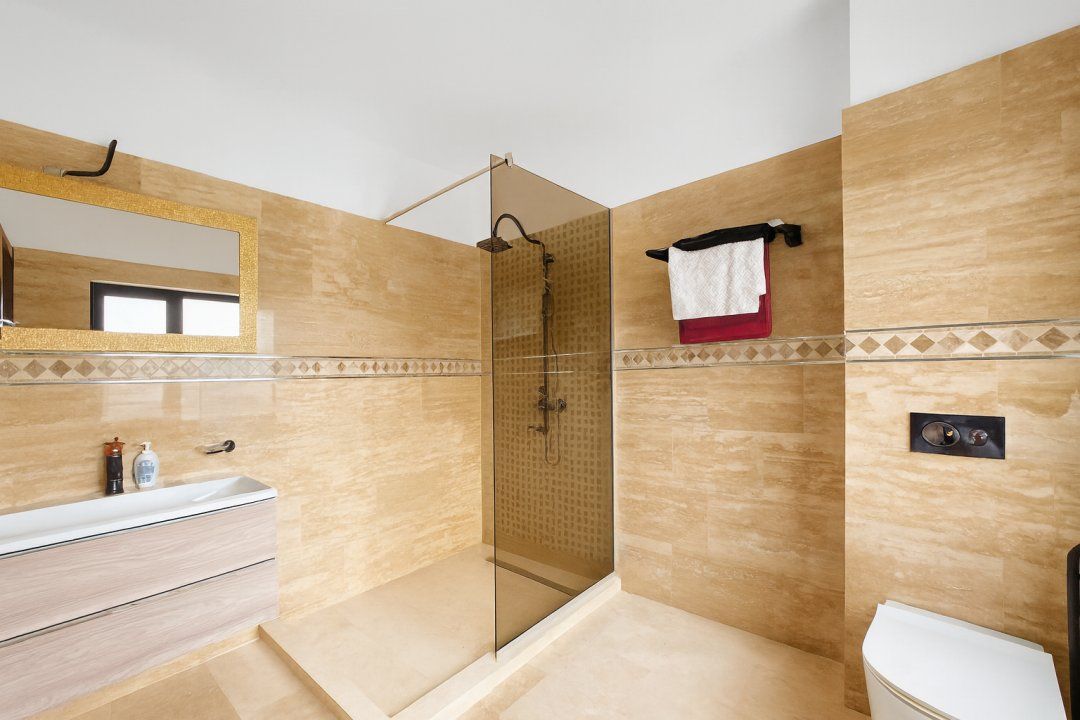 Casă cu 8 camere de vânzare în Snagov – fotografia 11 din 26