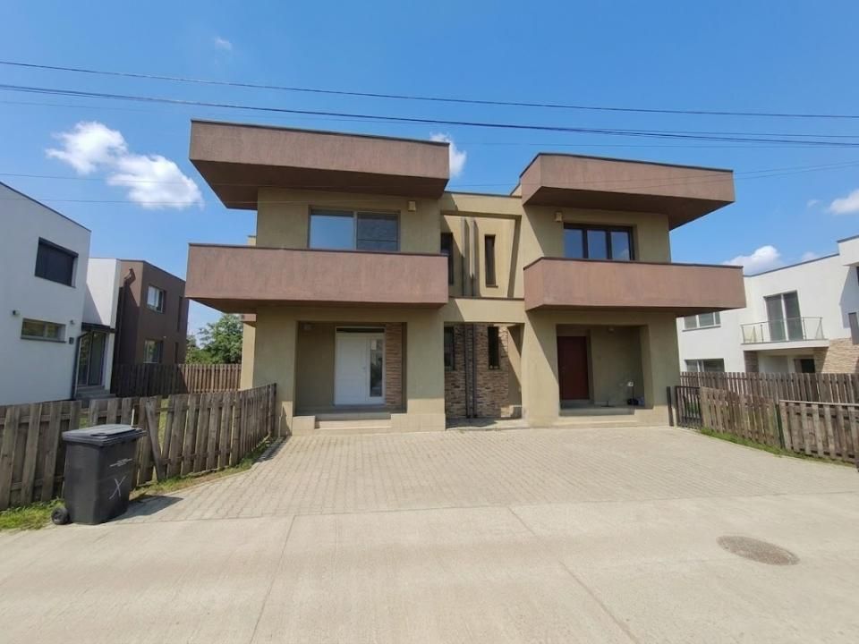 Casă cu 4 camere de vânzare în Central, Tunari – fotografia 1 din 25