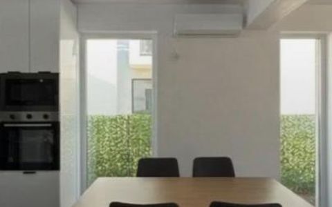 Casă cu 5 camere de închiriat în Tunari