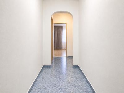 Apartament cu 2 camere de vânzare în Drumul Taberei, București – fotografia 3 din 11