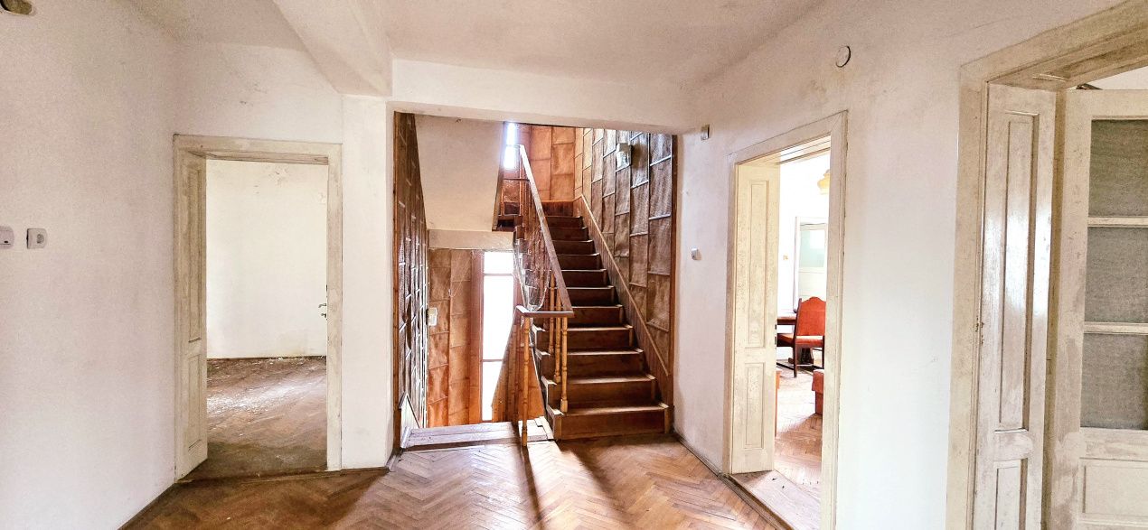 Casă cu 14 camere de vânzare în Costinesti – fotografia 13 din 16