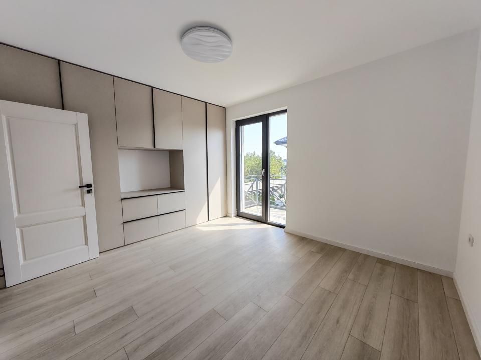 Casă cu 4 camere de vânzare în Est, Tunari – fotografia 18 din 27