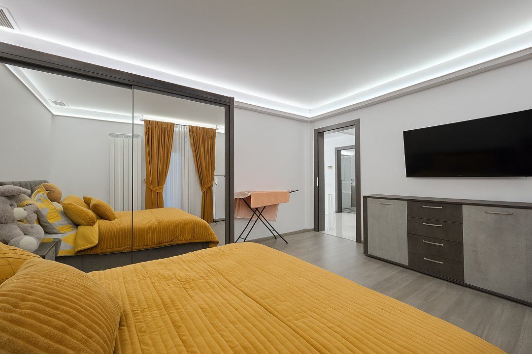 Casă cu 6 camere de vânzare în Domnești – fotografia 10 din 25