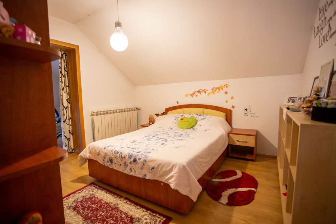 Casă cu 6 camere de vânzare în Comănești – fotografia 41 din 72