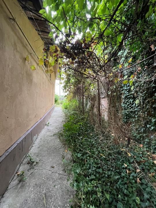 Casă cu 3 camere de vânzare în Nord, Găești – fotografia 4 din 35