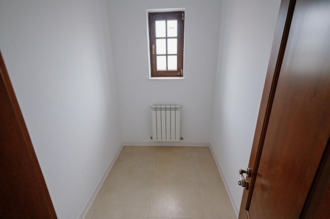 Casă cu 4 camere de vânzare în Central, Ștefănești – fotografia 40 din 64