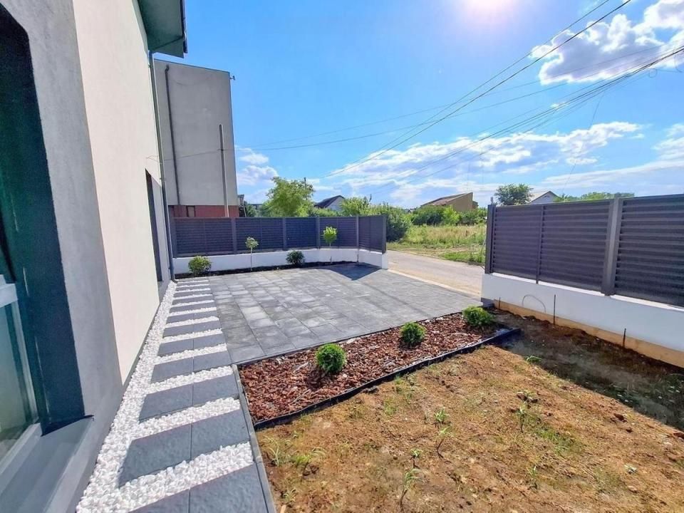 Casă cu 5 camere de vânzare în Otopeni – fotografia 5 din 12