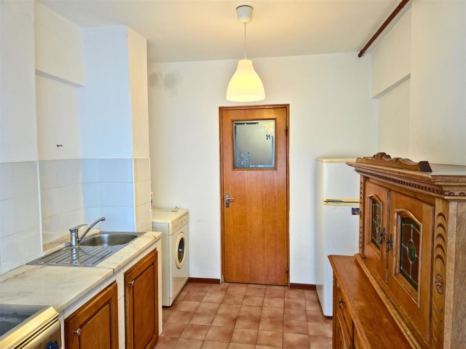 Apartament cu 3 camere de închiriat în Central, Râmnicu Vâlcea – fotografia 7 din 15