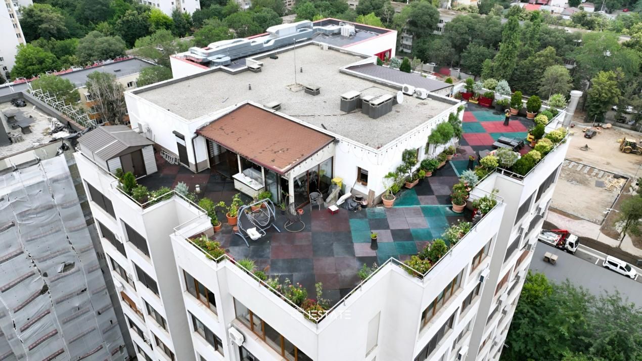 Apartament cu 4 camere de vânzare în Titan, București – fotografia 16 din 19