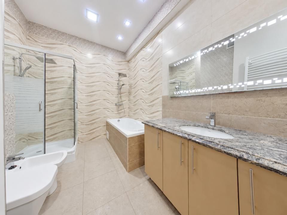 Apartament cu 3 camere de închiriat în Tractorul, Brașov – fotografia 8 din 15