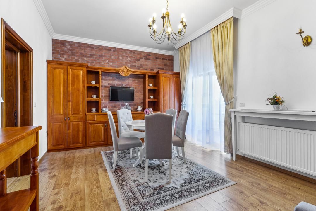 Hotel / pensiune cu 17 camere de vânzare în Sambata de Jos – fotografia 28 din 29