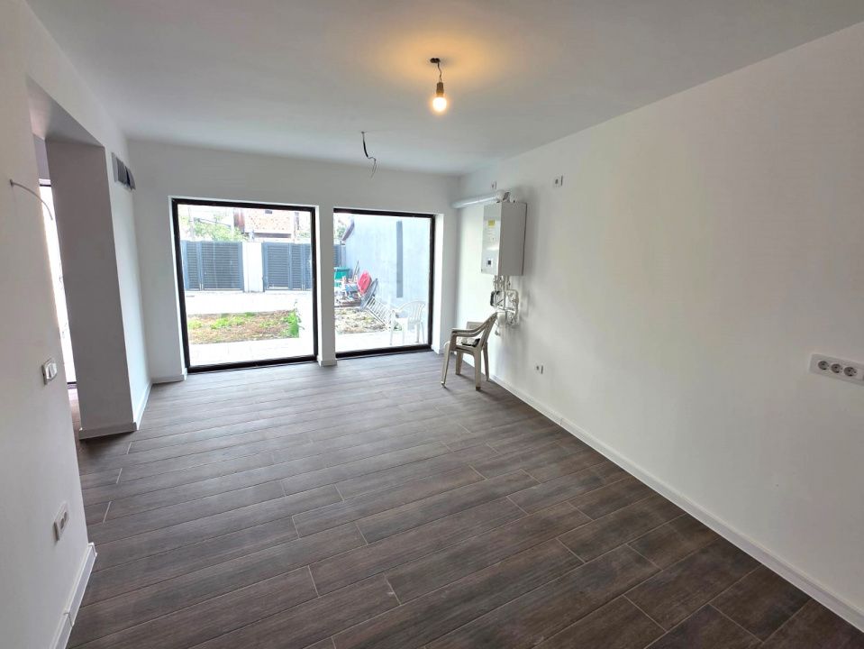 Casă cu 4 camere de vânzare în Chitila, București – fotografia 2 din 34