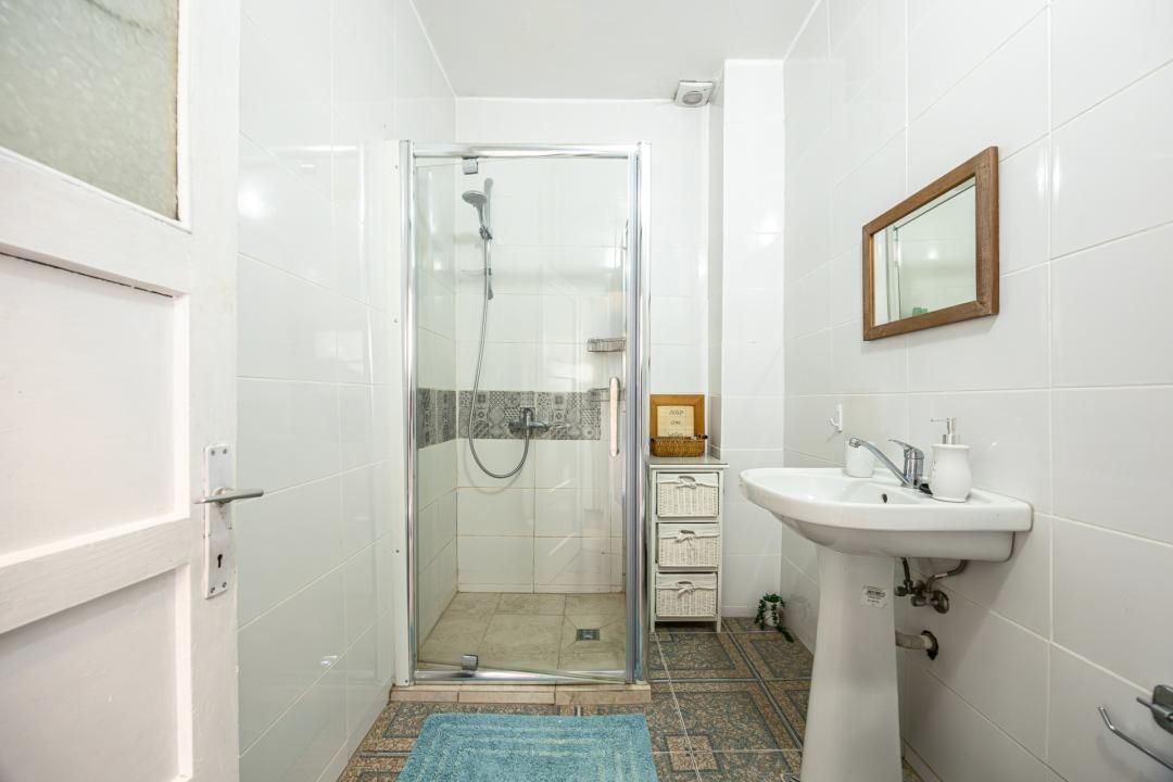 Casă cu 7 camere de vânzare în Central, Bran – fotografia 19 din 38