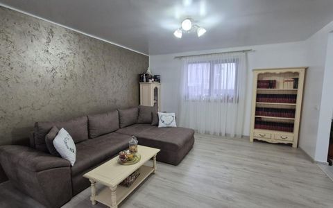Casă cu 3 camere de vânzare în Central, Geamana