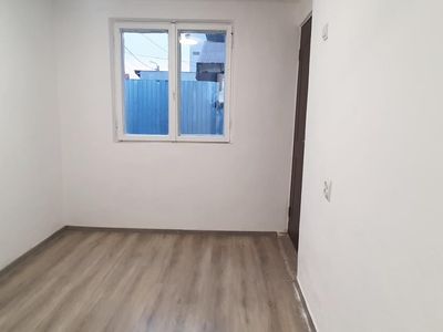 Casă cu 4 camere de vânzare în Ferentari, București – fotografia 4 din 12