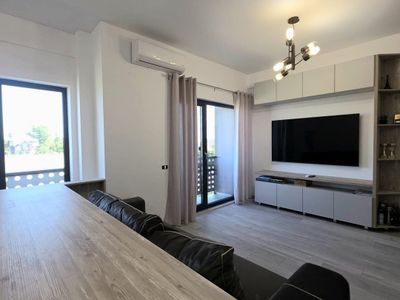 Apartament cu 2 camere de vânzare în Nord, Mamaia-Sat – fotografia 5 din 16
