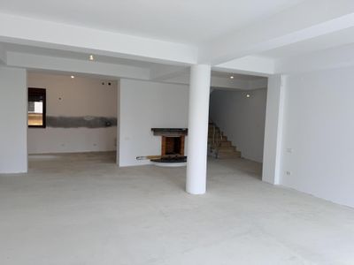 Casă cu 6 camere de vânzare în Pipera, București – fotografia 5 din 16