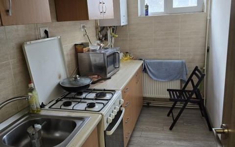 Apartament cu 3 camere de vânzare în Dărmănești, Piatra-Neamt
