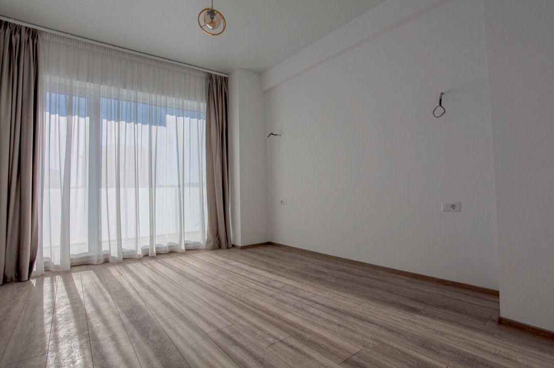 Apartament cu 2 camere de vânzare în Mamaia-Sat – fotografia 1 din 25