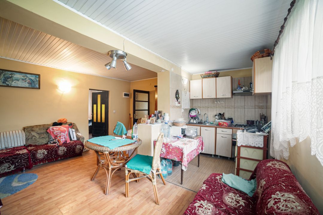 Casă cu 4 camere de vânzare în Grădiștea – fotografia 7 din 13