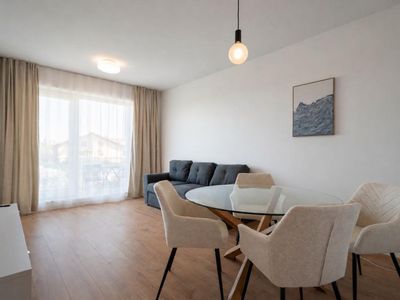 Apartament cu 2 camere de închiriat în Central, Tunari – fotografia 3 din 19