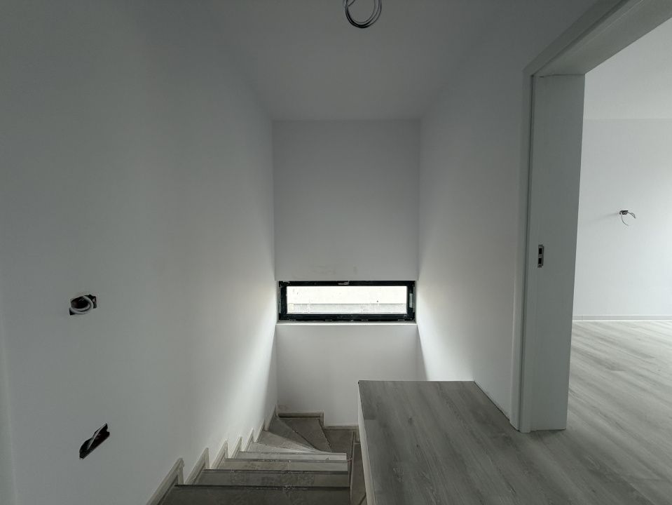 Casă cu 4 camere de vânzare în Sânpetru – fotografia 20 din 33