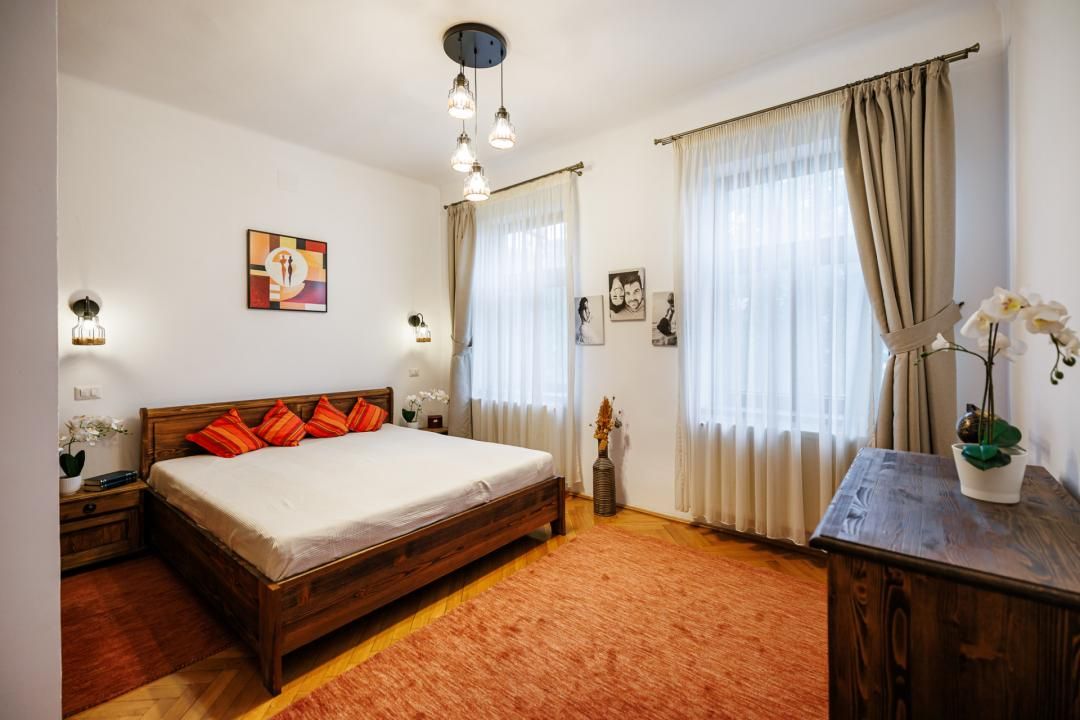 Apartament cu 3 camere de vânzare în Iosefin, Timișoara – fotografia 1 din 46