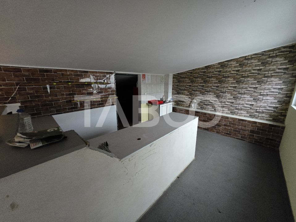 Spațiu comercial cu 3 camere de închiriat în Slimnic – fotografia 5 din 11