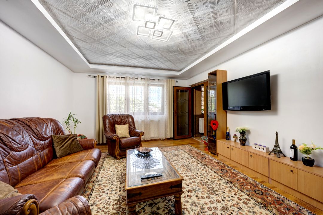 Casă cu 6 camere de vânzare în Afumați – fotografia 9 din 19
