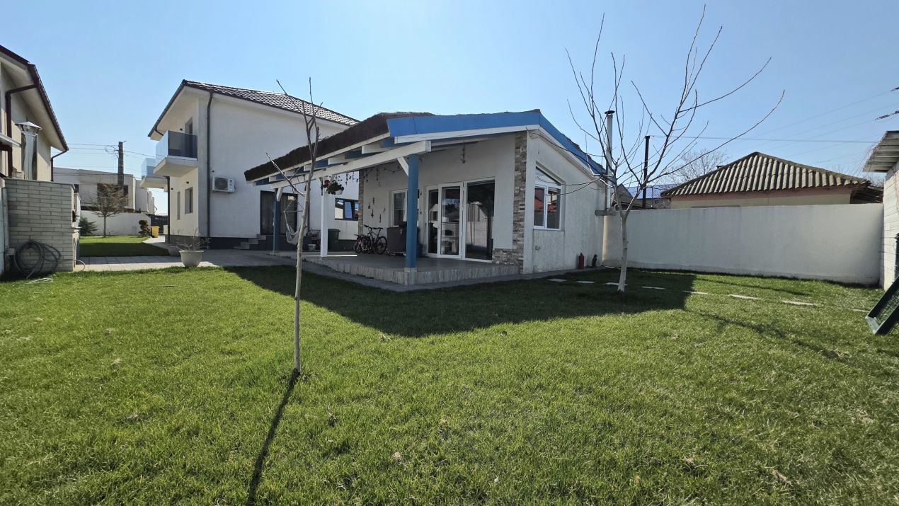 Casă cu 3 camere de vânzare în Năvodari – fotografia 2 din 31