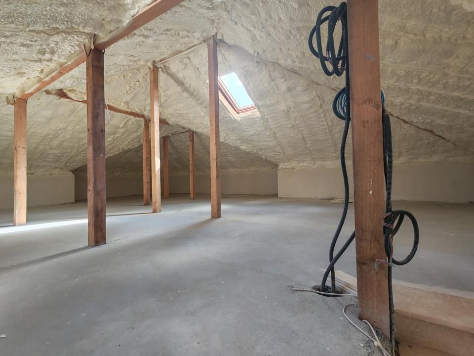 Casă cu 6 camere de vânzare în Tunari – fotografia 16 din 20