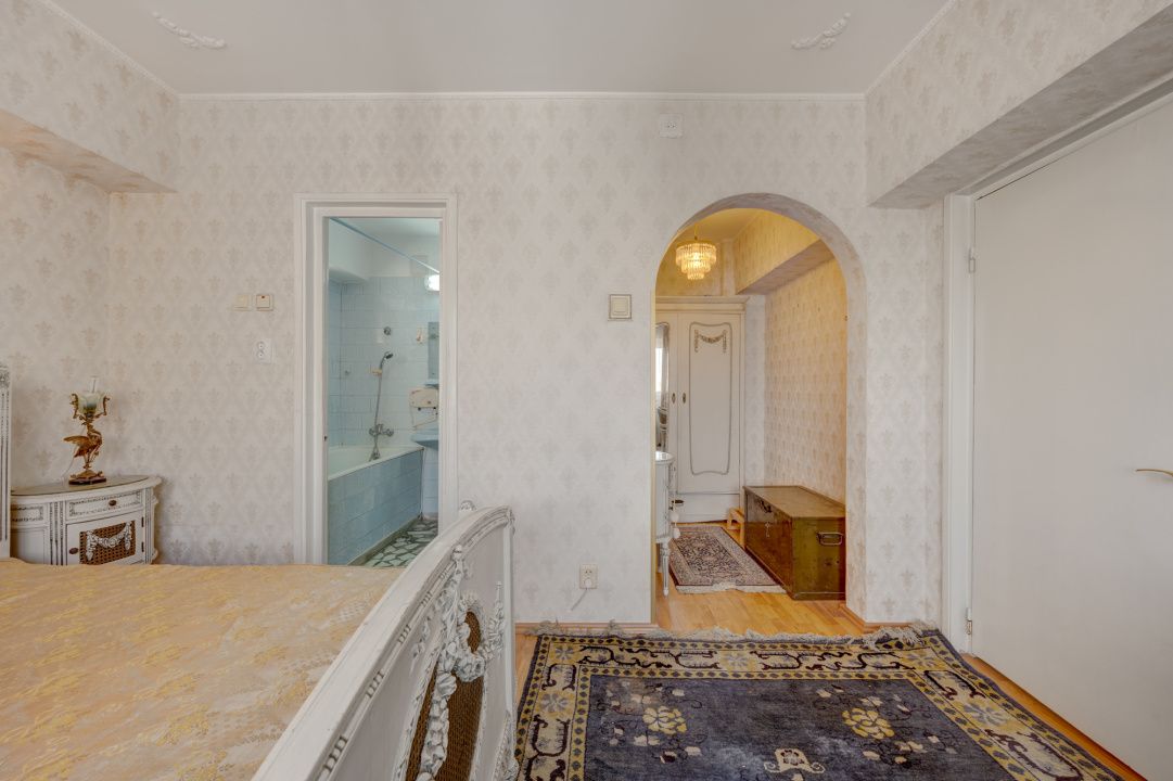 Apartament cu 4 camere de vânzare în 1 Mai, București – fotografia 5 din 28